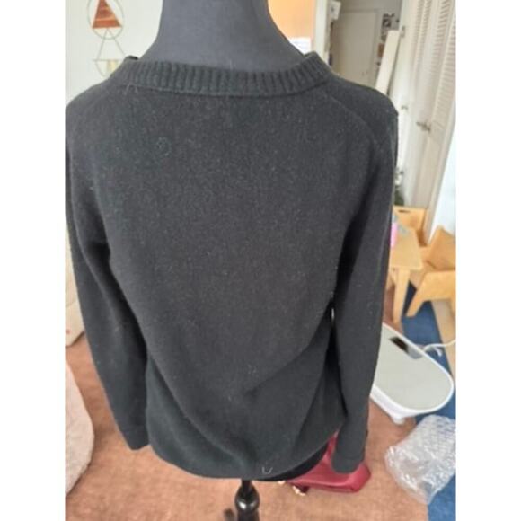 J. Crew Crewneck sweater in extra-soft yarn Black - Picture 2 of 2